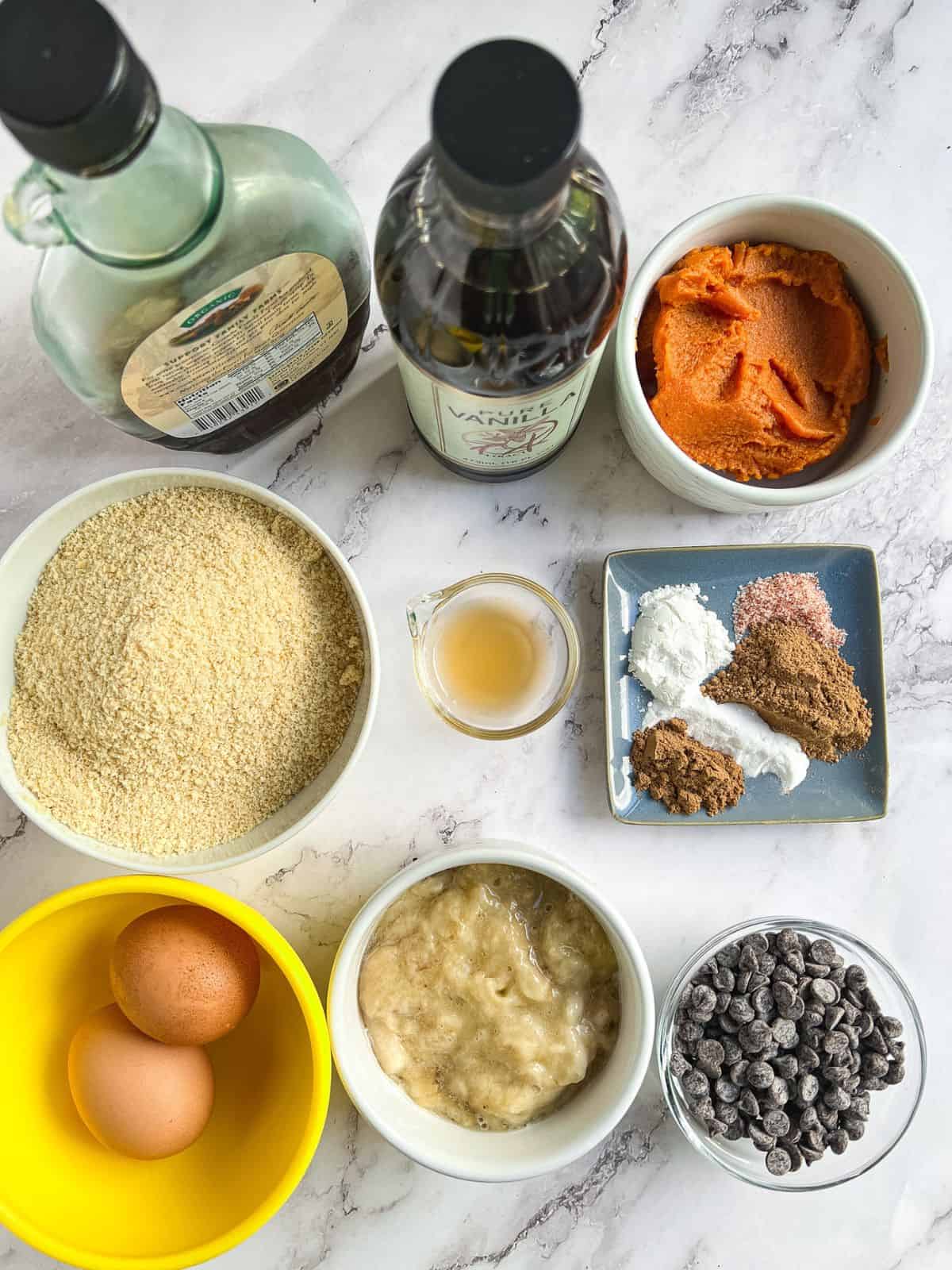Ingredients for paleo pumpkin banana bread recipe.