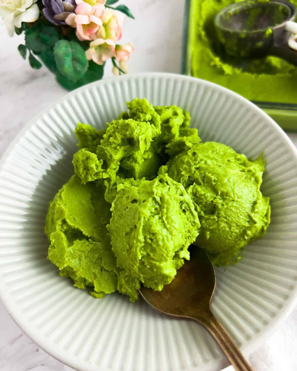 Creamy avocado nice cream scoops.