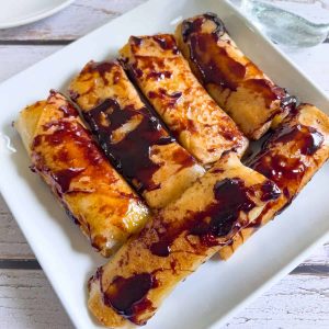 Finish dish of turon.