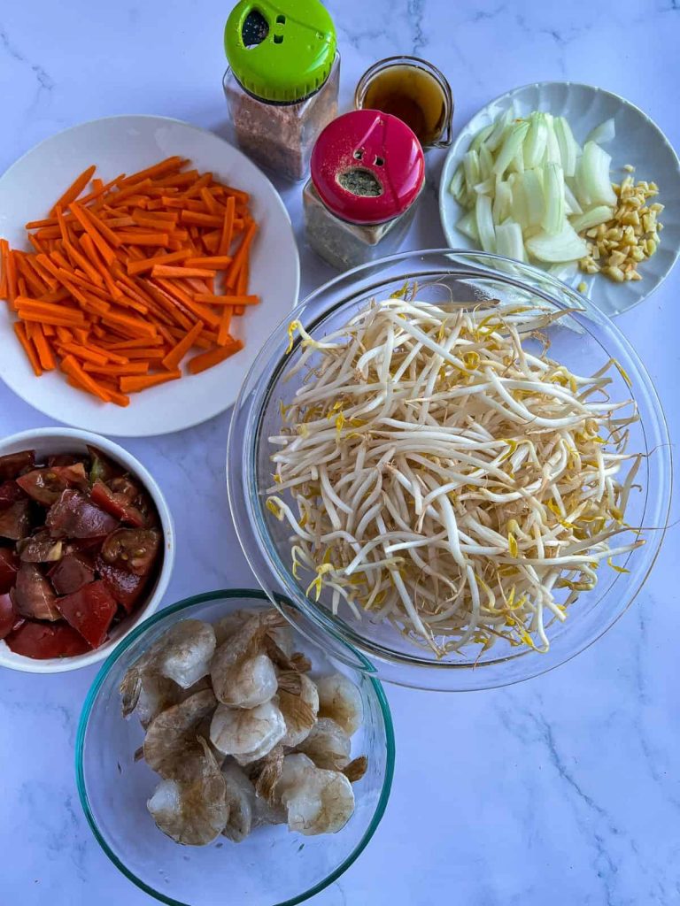 Ingredients for ginisang togue.