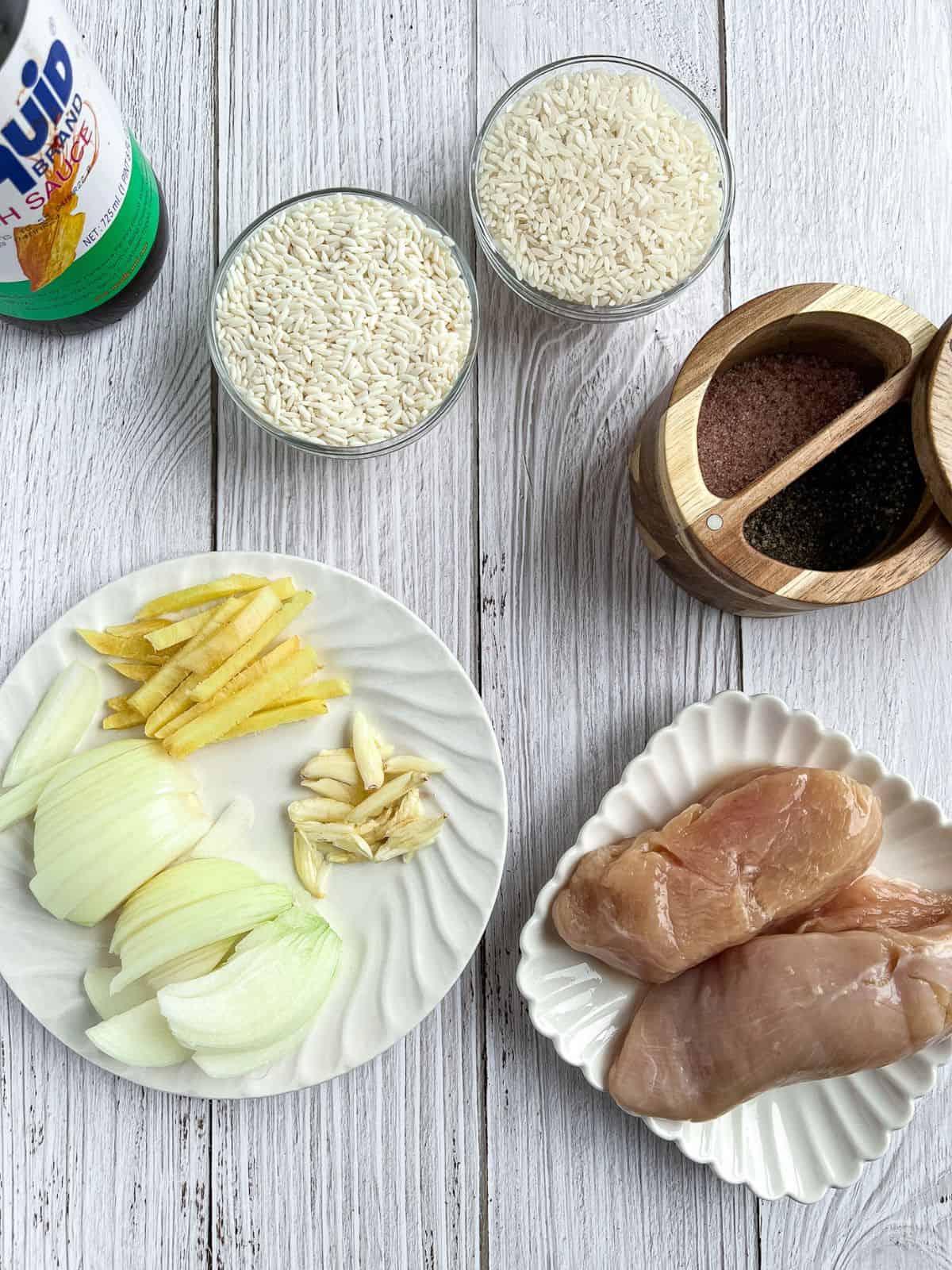 Ingredients for arroz caldo.